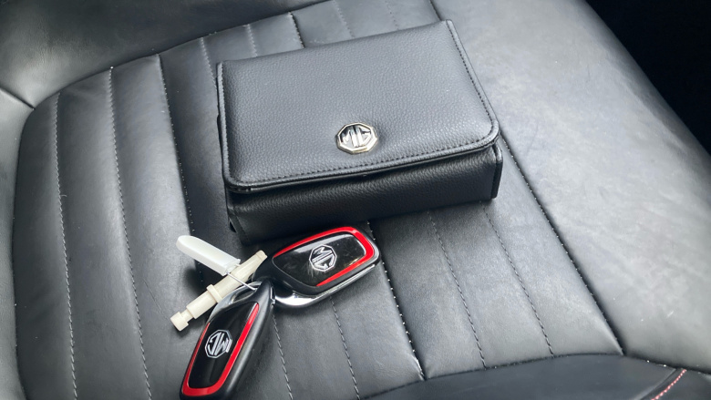 MG Hs 1.5 T-GDI Exclusive 5dr DCT Petrol Hatchback